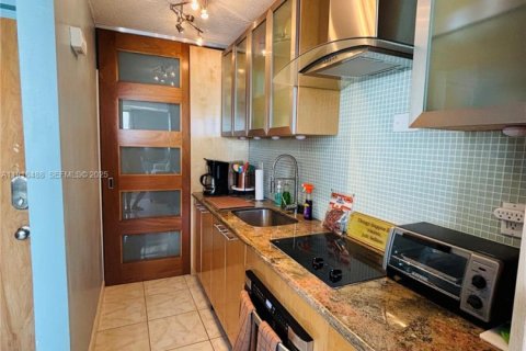 Купить кондоминиум в Майами-Бич, Флорида 1 спальня, 51.65м2, № 1973218 - фото 9