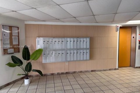 Copropriété à vendre à Miami Beach, Floride: 2 chambres, 95.69 m2 № 2036249 - photo 4