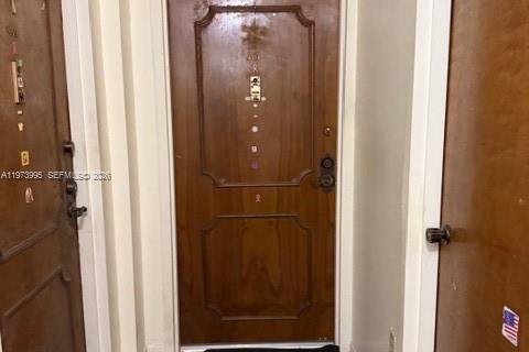 Copropriété à vendre à Miami Beach, Floride: 2 chambres, 95.69 m2 № 2036249 - photo 5