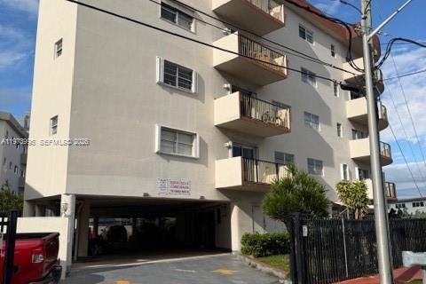 Copropriété à vendre à Miami Beach, Floride: 2 chambres, 95.69 m2 № 2036249 - photo 3