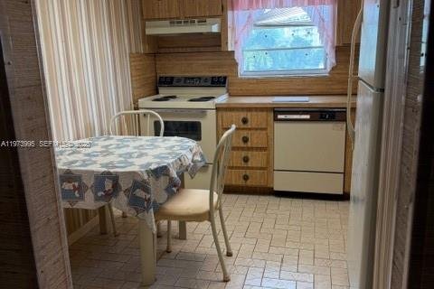 Copropriété à vendre à Miami Beach, Floride: 2 chambres, 95.69 m2 № 2036249 - photo 7