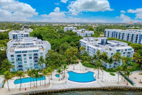 Condominio en alquiler en Miami, Florida, 1 dormitorio, 68.84 m2 № 2069027 - foto 24