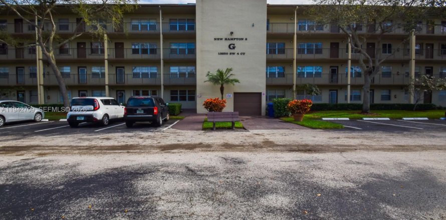 Condo à Pembroke Pines, Floride, 1 chambre  № 2000117