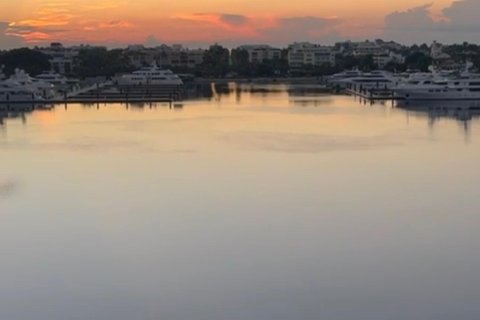 Condo in West Palm Beach, Florida, 2 bedrooms  № 2190727 - photo 12