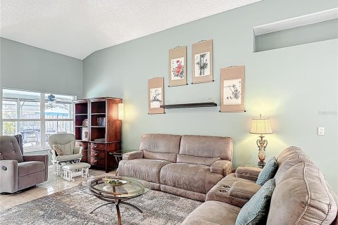House in Orlando, Florida 4 bedrooms, 188.41 sq.m. № 1686700 - photo 16