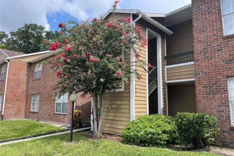Condo in Orlando, Florida, 3 bedrooms  № 1735160 - photo 1