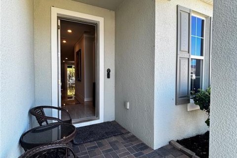House in ESTATES AT LAKEVIEW PRESERVE in Winter Garden, Florida 4 bedrooms, 192.31 sq.m. № 2399000 - photo 3