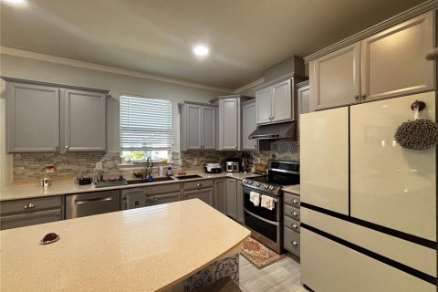 House in ESTATES AT LAKEVIEW PRESERVE in Winter Garden, Florida 4 bedrooms, 192.31 sq.m. № 2399000 - photo 8
