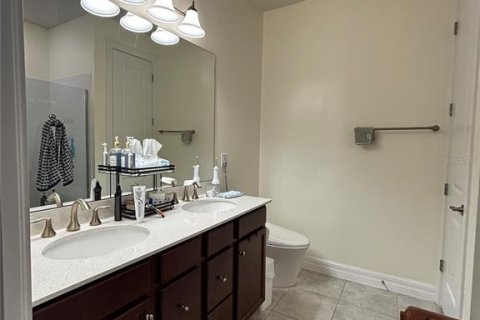 House in ESTATES AT LAKEVIEW PRESERVE in Winter Garden, Florida 4 bedrooms, 192.31 sq.m. № 2399000 - photo 20