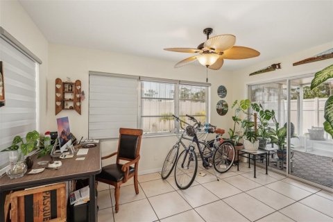 House in Venice, Florida 2 bedrooms, 116.22 sq.m. № 1760603 - photo 7