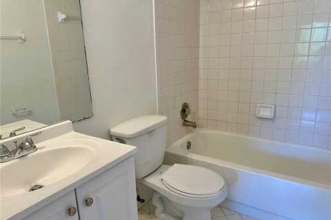 Copropriété à louer à Orlando, Floride: 2 chambres, 86.77 m2 № 2431909 - photo 11
