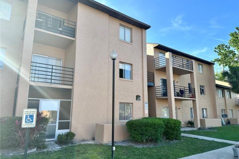 Condo à Orlando, Floride, 2 chambres  № 2431909