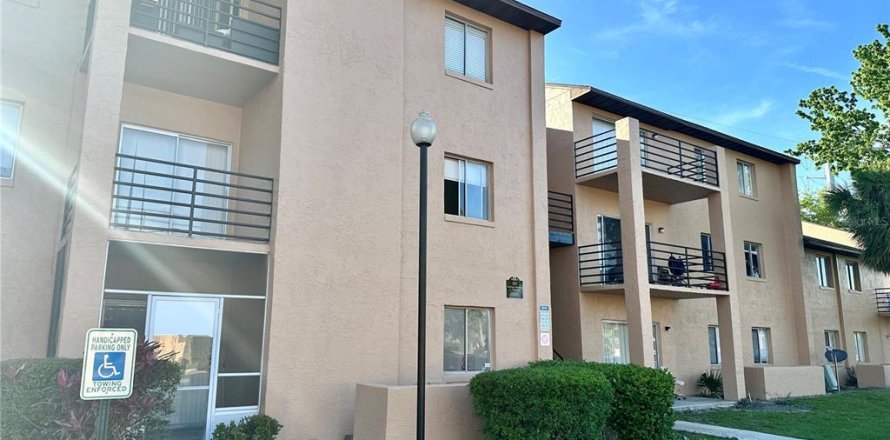 Condo à Orlando, Floride, 2 chambres  № 2431909