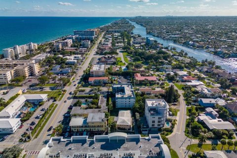 Condominio en venta en Deerfield Beach, Florida, 3 dormitorios, 162.95 m2 № 861033 - foto 1