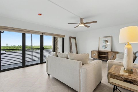 Condo in Hollywood, Florida, 2 bedrooms № 2402429 - photo 7