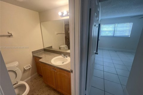 Condominio en venta en Coral Springs, Florida, 3 dormitorios, 133.78 m2 № 2035508 - foto 8