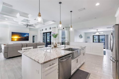 Casa en venta en Port Charlotte, Florida, 3 dormitorios, 194.07 m2 № 1818864 - foto 22