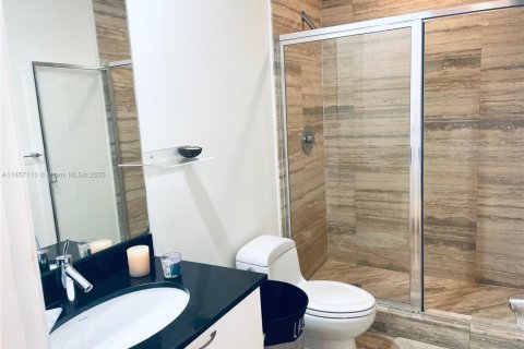 Copropriété à louer à Sunny Isles Beach, Floride: 3 chambres, 183.85 m2 № 1958305 - photo 24