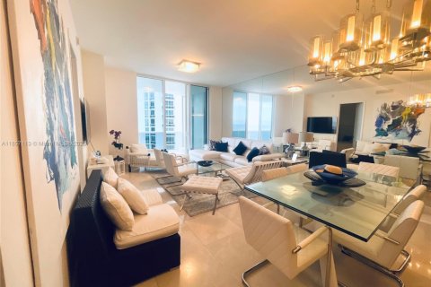 Copropriété à louer à Sunny Isles Beach, Floride: 3 chambres, 183.85 m2 № 1958305 - photo 5