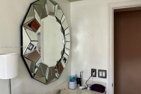 Купить кондоминиум в Санни-Айлс-Бич, Флорида 3 спальни, 117.43м2, № 2043749 - фото 16