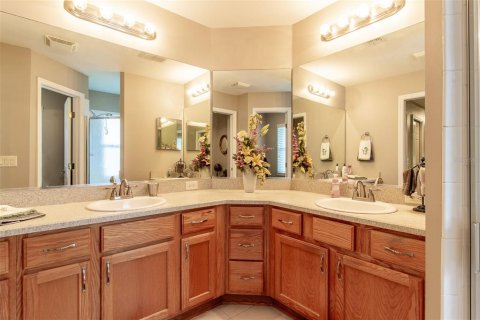 House in Ocala, Florida 3 bedrooms, 167.41 sq.m. № 1397273 - photo 6