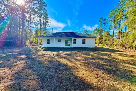 House in Citrus Springs, Florida 3 bedrooms, 142.05 sq.m. № 1553109 - photo 7