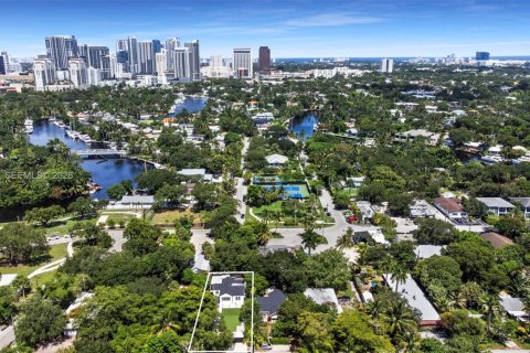 House in Fort Lauderdale, Florida 3 bedrooms, 128.95 sq.m. № 2401284 - photo 25