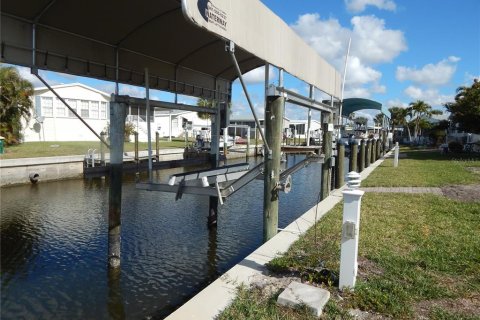 Land in Punta Gorda, Florida № 1512392 - photo 4