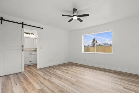 House in Orlando, Florida 3 bedrooms, 145.02 sq.m. № 2396190 - photo 16