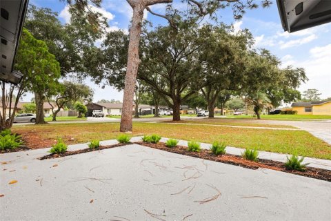 House in Orlando, Florida 3 bedrooms, 145.02 sq.m. № 2396190 - photo 30