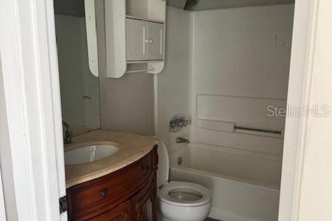 Condo in Largo, Florida, 1 bedroom  № 2206175 - photo 7