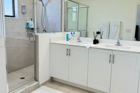 Купить виллу или дом в Майами, Флорида 3 спальни, 133.87м2, № 2088456 - фото 10