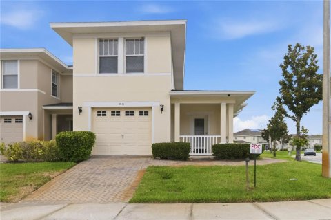 Adosado en venta en Kissimmee, Florida, 3 dormitorios, 167.87 m2 № 2229231 - foto 2