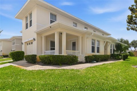 Adosado en venta en Kissimmee, Florida, 3 dormitorios, 167.87 m2 № 2229231 - foto 3