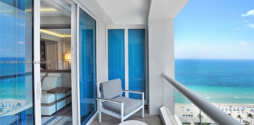 Studio à Condo à Fort Lauderdale, Floride  № 1960348