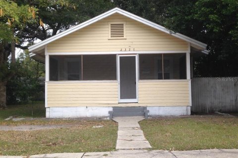 Casa en alquiler en Saint Petersburg, Florida, 2 dormitorios, 57.97 m2 № 1854564 - foto 1