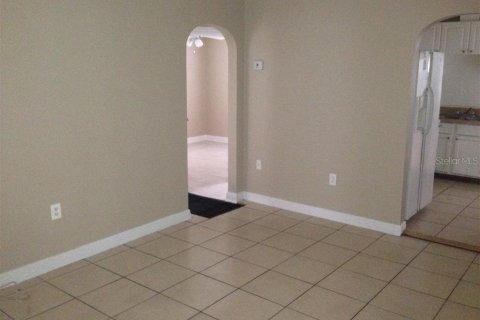 Casa en alquiler en Saint Petersburg, Florida, 2 dormitorios, 57.97 m2 № 1854564 - foto 5