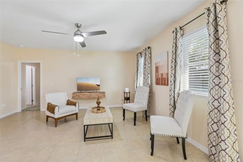 Casa en venta en Spring Hill, Florida, 3 dormitorios, 132.39 m2 № 2377543 - foto 16