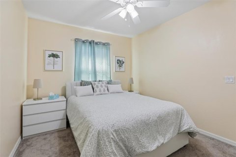 Casa en venta en Spring Hill, Florida, 3 dormitorios, 132.39 m2 № 2377543 - foto 3