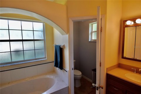House in Palm Coast, Florida 4 bedrooms, 225.57 sq.m. № 1884701 - photo 16