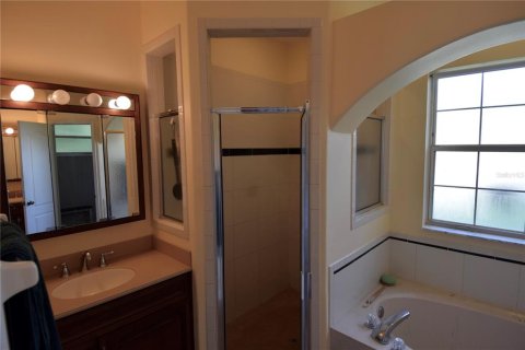 House in Palm Coast, Florida 4 bedrooms, 225.57 sq.m. № 1884701 - photo 18