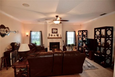 House in Palm Coast, Florida 4 bedrooms, 225.57 sq.m. № 1884701 - photo 9