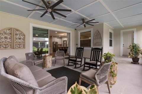 House in Wesley Chapel, Florida 4 bedrooms, 240.52 sq.m. № 2157919 - photo 19