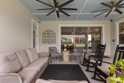House in Wesley Chapel, Florida 4 bedrooms, 240.52 sq.m. № 2157919 - photo 20