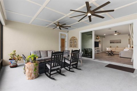 House in Wesley Chapel, Florida 4 bedrooms, 240.52 sq.m. № 2157919 - photo 21