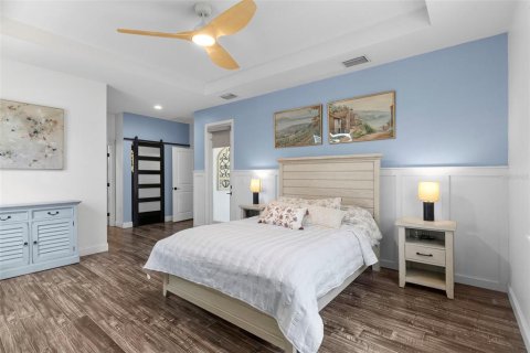 House in Wesley Chapel, Florida 4 bedrooms, 240.52 sq.m. № 2157919 - photo 23