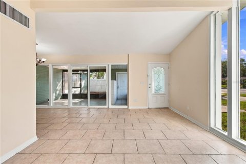 Villa ou maison à vendre à Tampa, Floride: 3 chambres, 131.55 m2 № 2416276 - photo 8