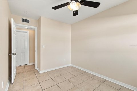 Villa ou maison à vendre à Tampa, Floride: 3 chambres, 131.55 m2 № 2416276 - photo 29