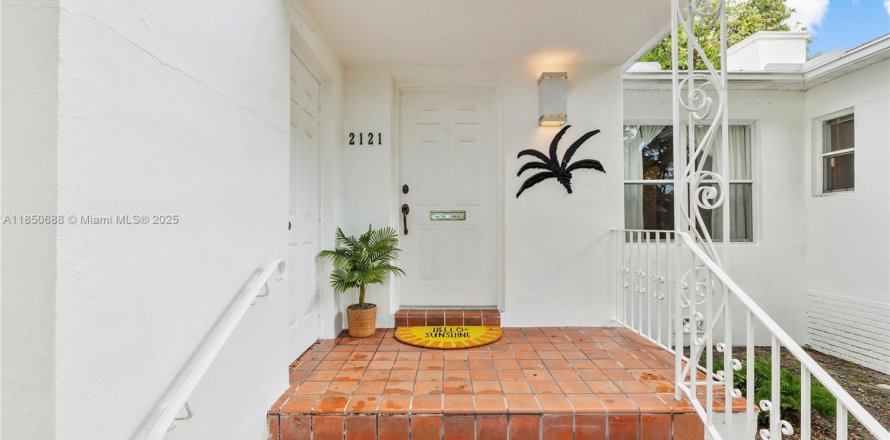 Casa en Miami, Florida 2 dormitorios, 119.1 m2 № 1891625