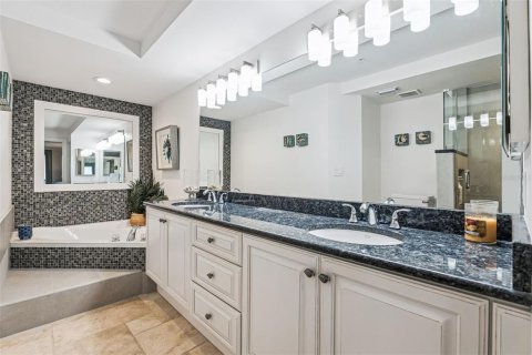 Condo in Ponce Inlet, Florida, 2 bedrooms  № 2219120 - photo 27